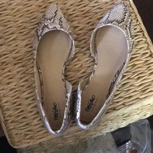 Target Massimo Snake print D’Orsay Flats NWOT